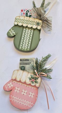 Mitt Money Ornament